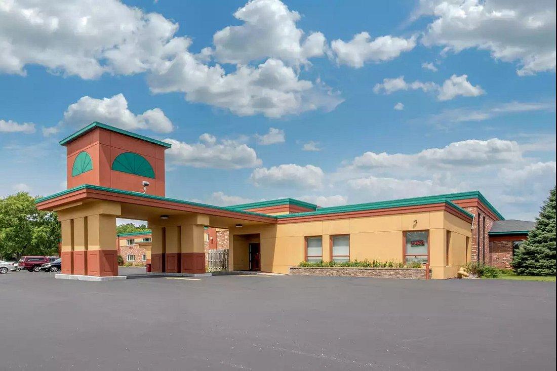 Econo Lodge Inn & Suites Wisconsin Dells Exterior foto