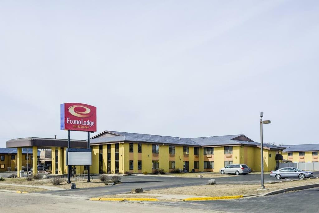 Econo Lodge Inn & Suites Wisconsin Dells Exterior foto